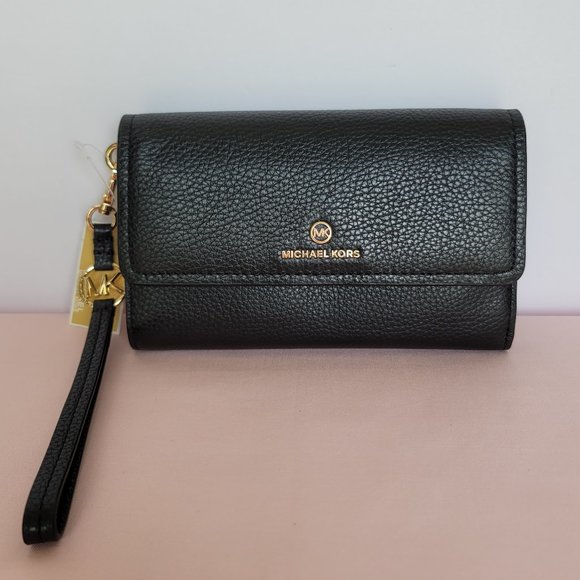 MICHAEL KORS Jet Set Charm Pebble Leather Large Flap Phone Wristlet-Black - Picture 6 of 16